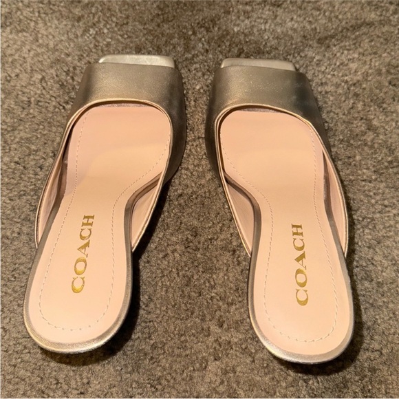 Coach patent leather mules - Picture 6 of 16
